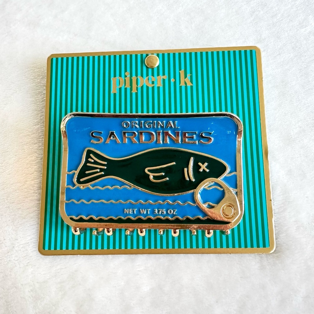Piper K Blue & Gold Can of Sardines Hair Claw Clip